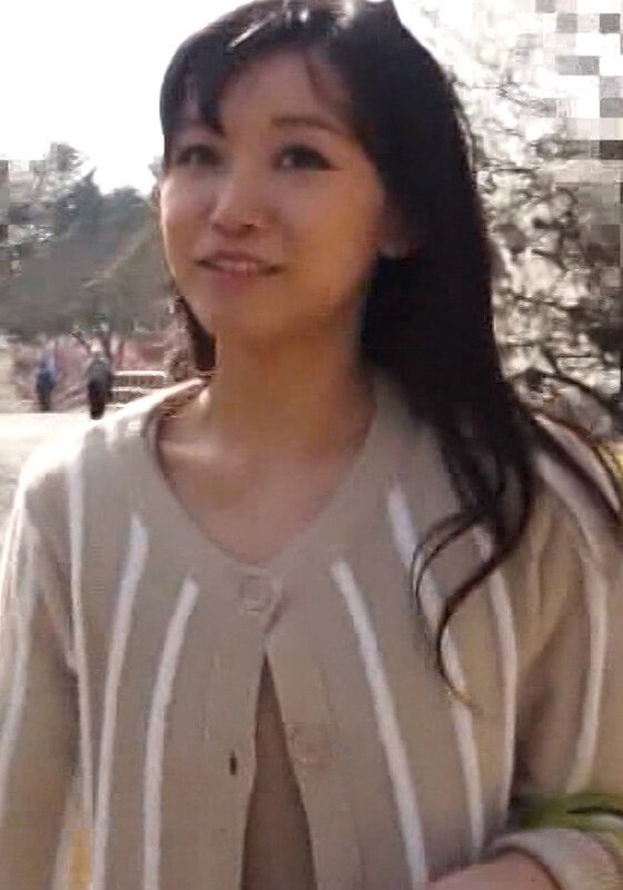 美女が悩殺！奇跡のオフィスでの秘密の撮影エロ画像